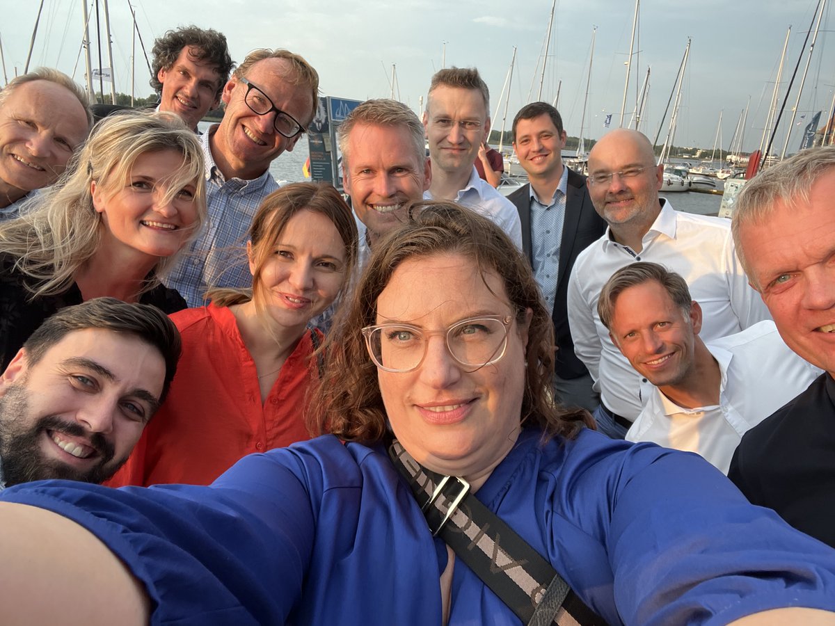 Spannendes Treffen gestern in Rostock mit <a href="/VNGAG/">VNG AG</a>. Gemeinsam entwickeln wir im Rahmen der 🇩🇪-🇳🇴-Energiepartnerschaft eine Roadmap, wie Rostock zukünftiger Energiehub für dekarbonisierte Gase werden kann. Davon profitieren Industrie+Verbraucher in den östlichen Regionen. #H2 #CCUS