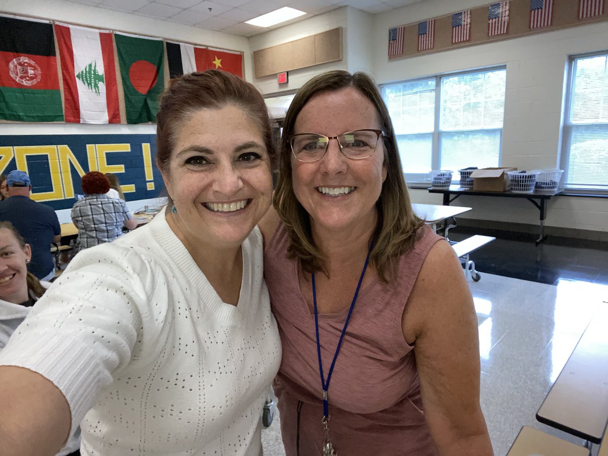 EObester's tweet photo. Excited to work with #OutstandingEducators to positively impact our students this year!! @ForestGroveES #FGESButterflyEffect23 https://t.co/ufyfHfWufc