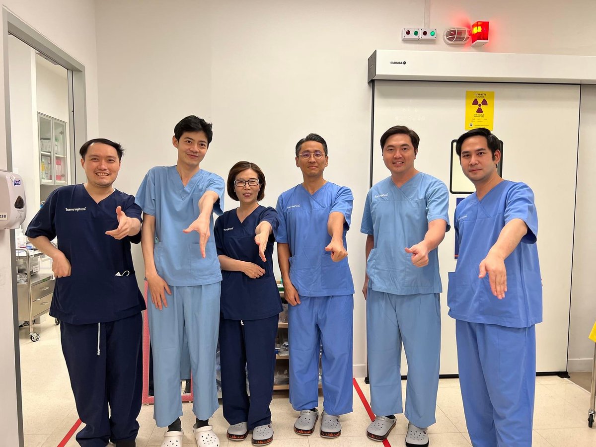 YongcheolKim2's tweet photo. <ASEAN SNUFFBOX Workshop: Day 7> #CardioTwitter #RadialFirst
Happy to visit Chulabhorn Hospital and meet Dr. Tanyarat and demonstrate several SNUFFBOX approach #LdTRA #RdTRA by finger or ultrasound guidance.
Today is last day in Bangkok, but hopefully visitng again https://t.co/X236sLL4UU