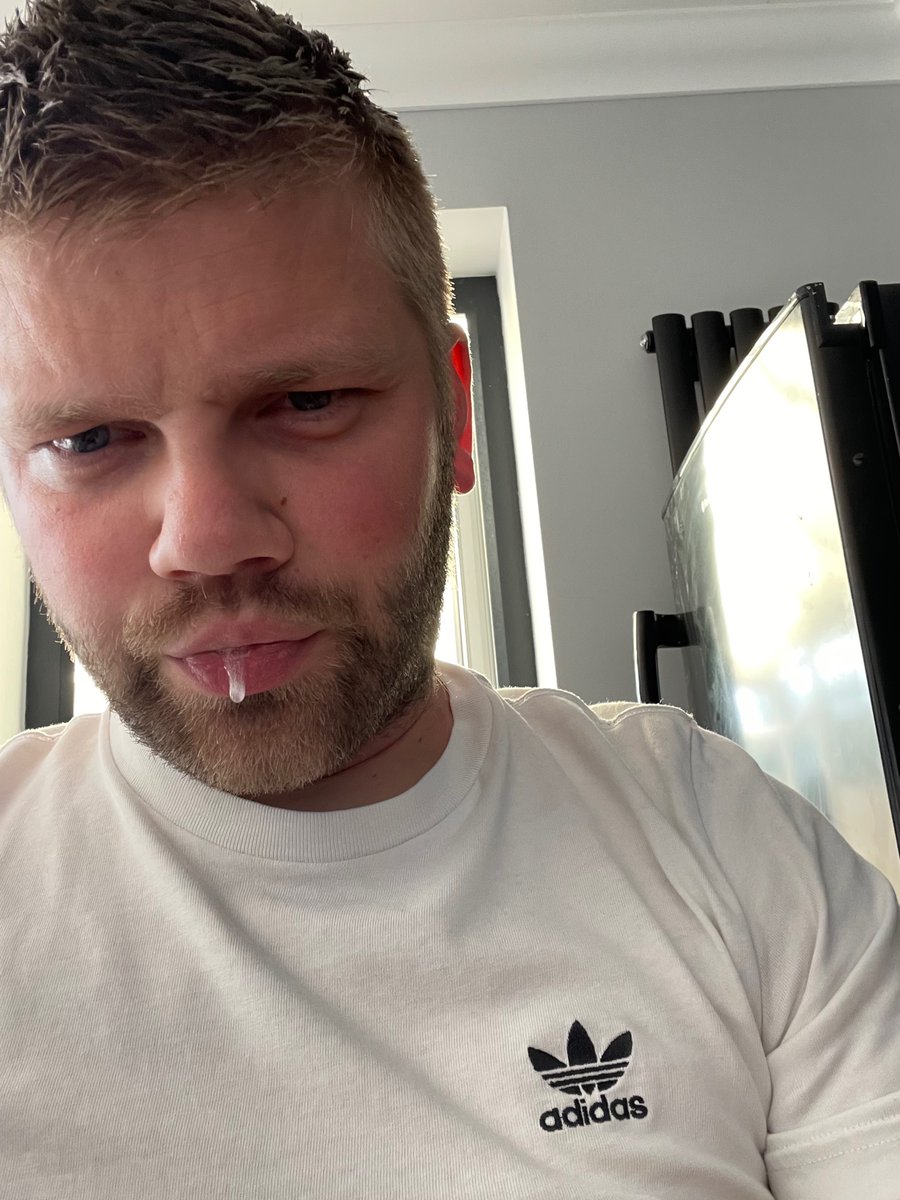 StraightHungMa2's tweet photo. Stretch your mouth wide to catch my spit - stretch your wallet even further to give me what’s already mine 😏 

#straightmaster #cashmaster #findom #ownedfags #alpha https://t.co/L80m03As2h
