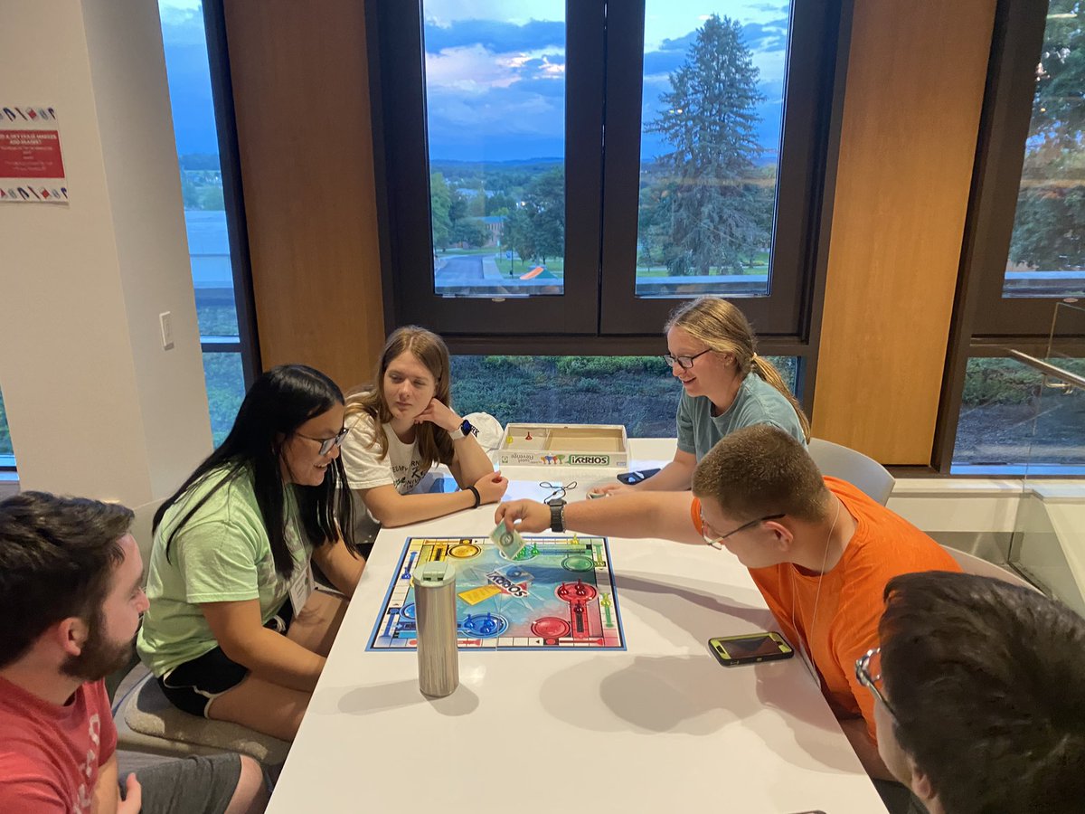 sruoie's tweet image. check out some fun comments from Jumpstart game night on our instagram! SRUOIE