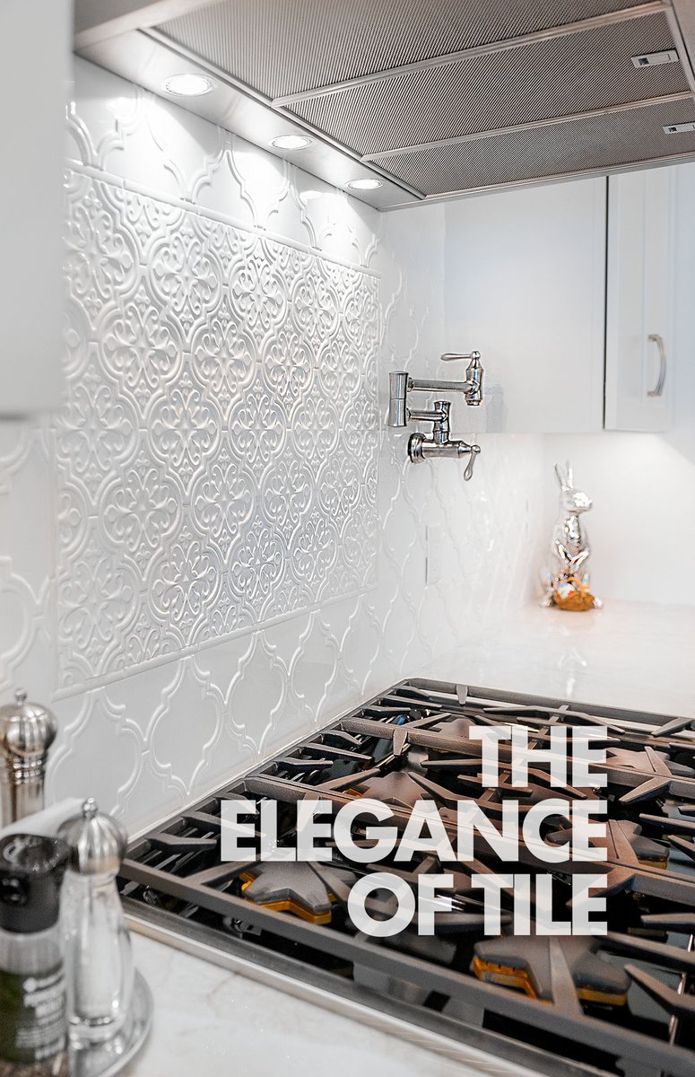 Add elegance by using timeless & luxurious Arabesque Tile!
@PremierGranite1  @kohler @yttinc @Daltile @Thermador
#newbuild #farmhouse #whitefarmhouse #modernfarmhouse #homedesign #homestyle #homesweethome #myhousebeautiful #kitchendesign #kitcheninspo #kitchen #whitekitchen