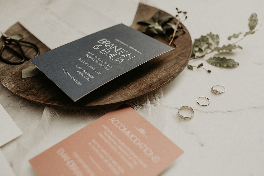 MrsPandP's tweet photo. A simple, chic, and elegant Texas Ranch Wedding Inspiration Shoot at Camino Real Ranch
Images 📸 Nikk Nguyen Photography at @CaminoRanch
https://t.co/TH2fdBQuIG Invitation Designer: Owl & Envelope https://t.co/j1kuRlNjDE
#TexasWedding #AustinWedding #RanchWedding https://t.co/7IAjjCv48K
