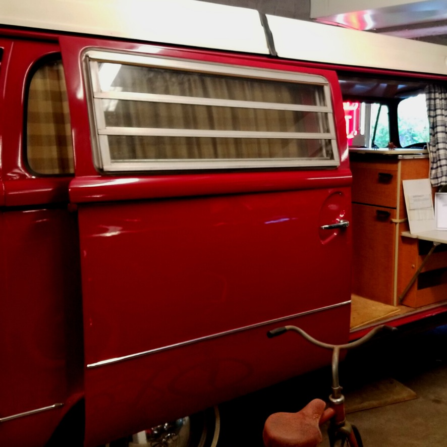 Moderndaymuff's tweet photo. Look at this 1969 Volkswagen Westfalia red taken by yours truly! 

#vwbuslife #vwbus #volkswagenbus #volkswagen 
#1969volkswagenwestfalia #volkswagenwest #moderndaymuffler https://t.co/FYvWevwJtR