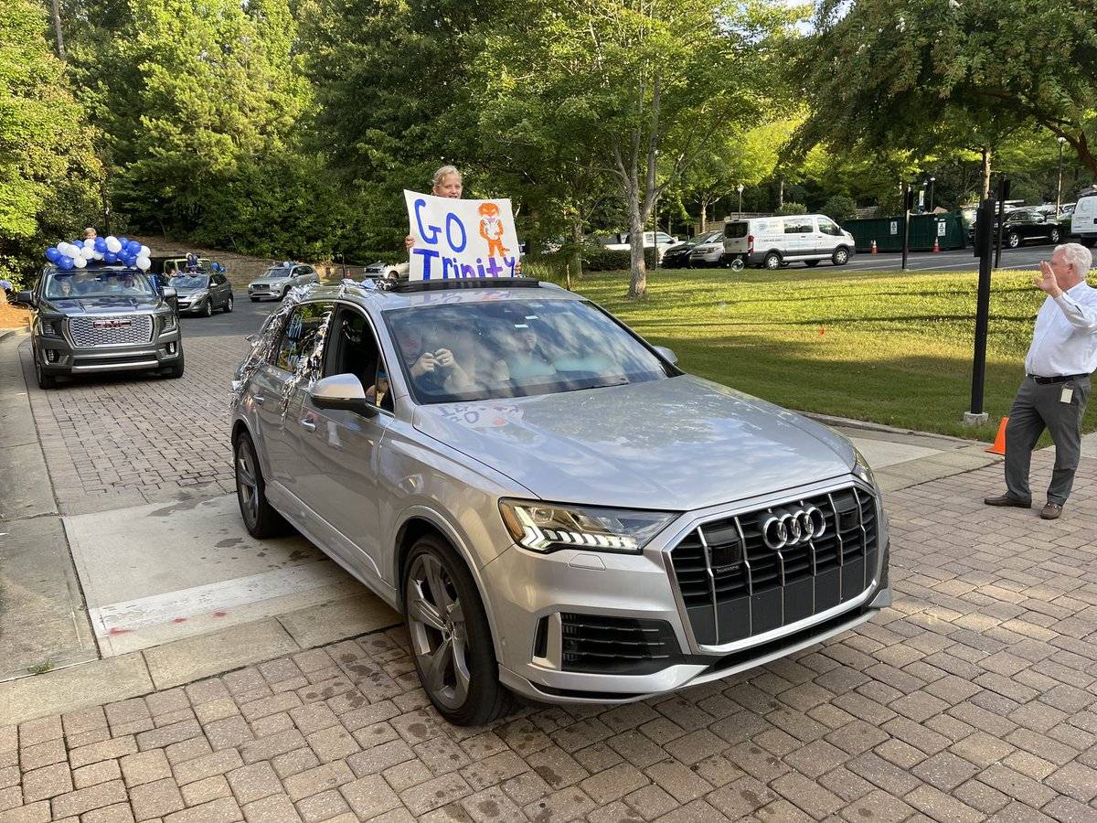 First day of school drop off ends—as always—with our 6th Grade Leadership Class. Looking forward to another extraordinary school year! #trinitylearns