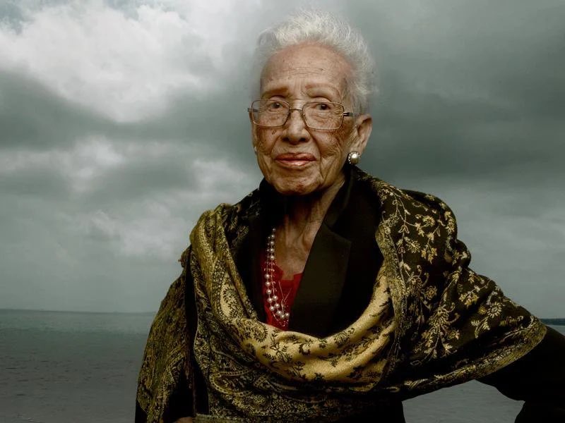 katjohn1918's tweet photo. Born August 26, 1918 but don’t look a day over 20 🤪 https://t.co/SaDeZiBJ9d