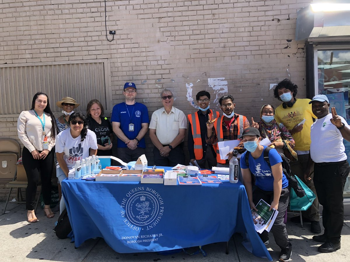 QnsBPRichards's tweet photo. No days off: We were back on the block to talk about early voting, redistricting and city resources with our neighbors over the last two days. 

On Tuesday, it was Hillside Avenue in Jamaica we hit — meeting with families from all walks of life to discuss what’s on their mind. https://t.co/V00GQRxfPU