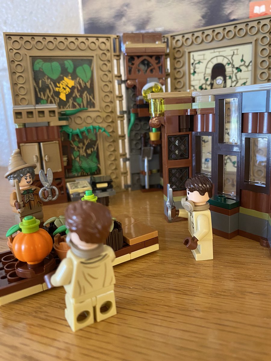 Engelhard Library tweet media