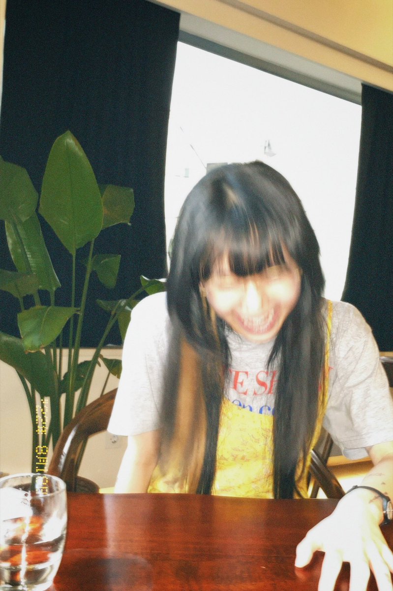 chaeyoungspics's tweet photo. chaeyoung is such a girlfriend material https://t.co/iwlJ6XqAqj