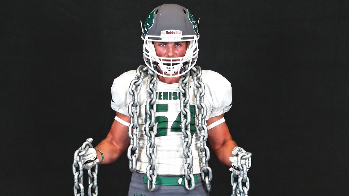 JenisonSchools's tweet image. Jenison Sports Media Day Part 2 was INTENSE! Volleyball, football, boys and girls cross country, &amp;amp; boys water polo all dropped by the JCA yesterday and they were serious about their props. Love the creativity, fall @JenisonWildcats athletes!