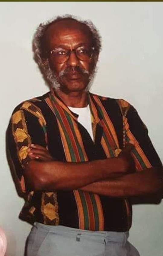 AbdiazizGoohe's tweet photo. Tacsi
Waxa hadda goor dhawayd magaaladda hargeysa ku geeriyoodey, Abwaankii, macalinkii nolosha Maxamed Ibraahim Warsame - Hadraawi. Waxaan EEBBE uga baryayaa inuu ka waraabiyo jannooyinkisa, qabrigana u nuuro.
RABBI samir iyo iimaan haka siiyo shacbi weynaha somaliyeed
#HADRA https://t.co/f1lSzmG5G1