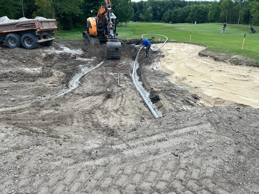 Renovatie van hole 15 op <a href="/GCHoutrak/">Golfclub Houtrak</a>