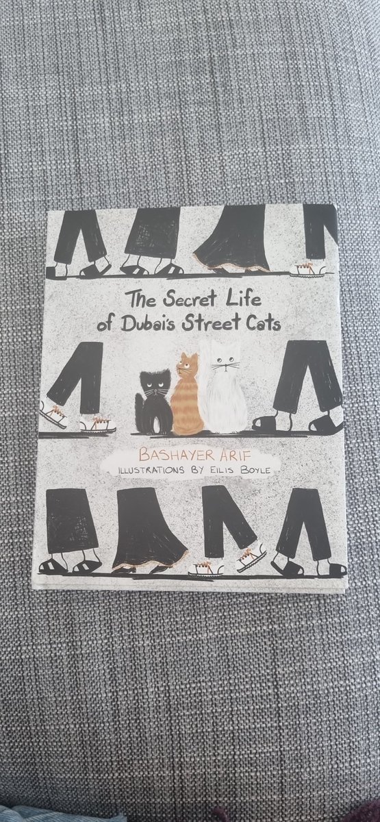 Can't wait to read this book to my new class very soon! 😸🇦🇪