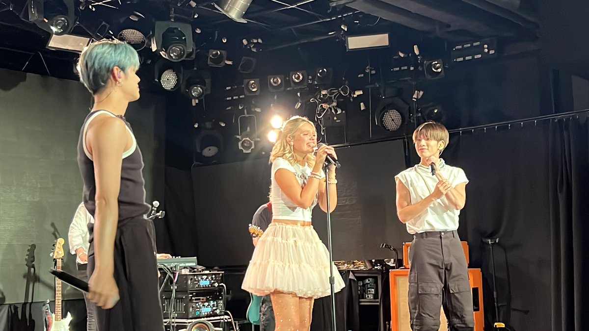 taejunfiles's tweet photo. taejun at salem's concert!
©JUN34_ https://t.co/n1jRk7GtfQ