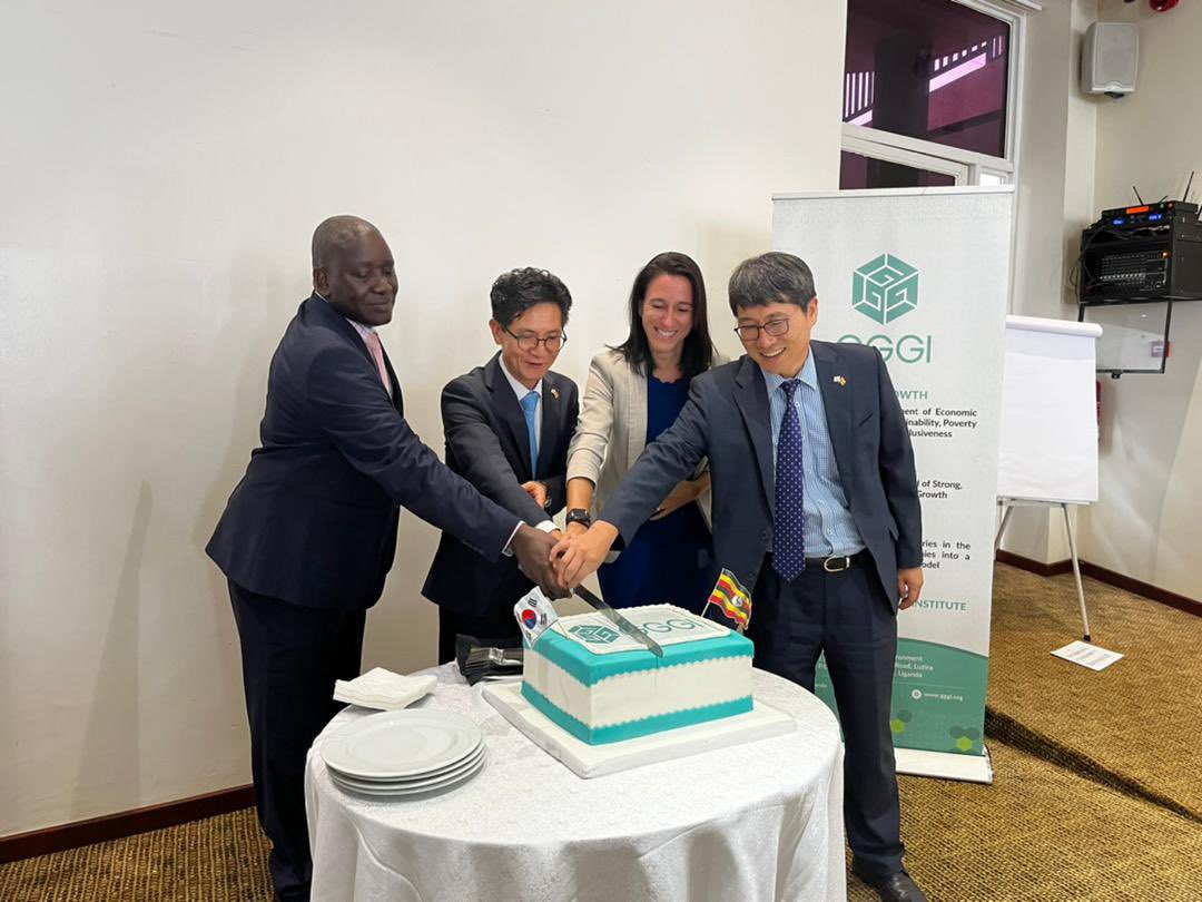 GggiUganda's tweet photo. A big thank you to all who took part in the official launch of the #Strengthening solid #waste & faecal sludge management capacity project in the Greater Kampala Metropolitan Area. @embassy_korea, @KoicaUganda, @NPA_UG @KCCAUG @GovUganda @min_waterUg @gggi_hq https://t.co/O8WJ40ZCXA