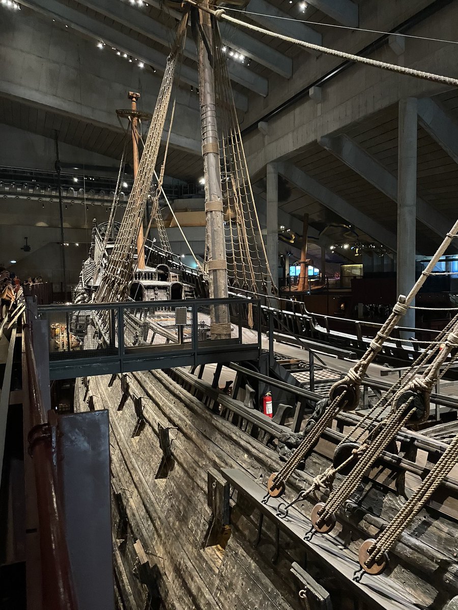 dalelane's tweet image. exploring the Vasa - the wreck of a ship which sank a few minutes into her maiden voyage, after being so heavily over-loaded that water got in through the gun ports #engineeringfail