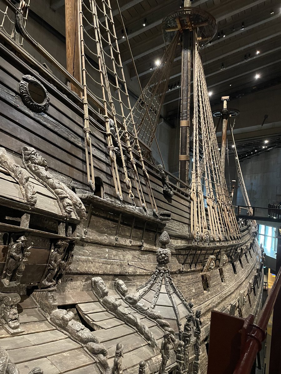 dalelane's tweet image. exploring the Vasa - the wreck of a ship which sank a few minutes into her maiden voyage, after being so heavily over-loaded that water got in through the gun ports #engineeringfail