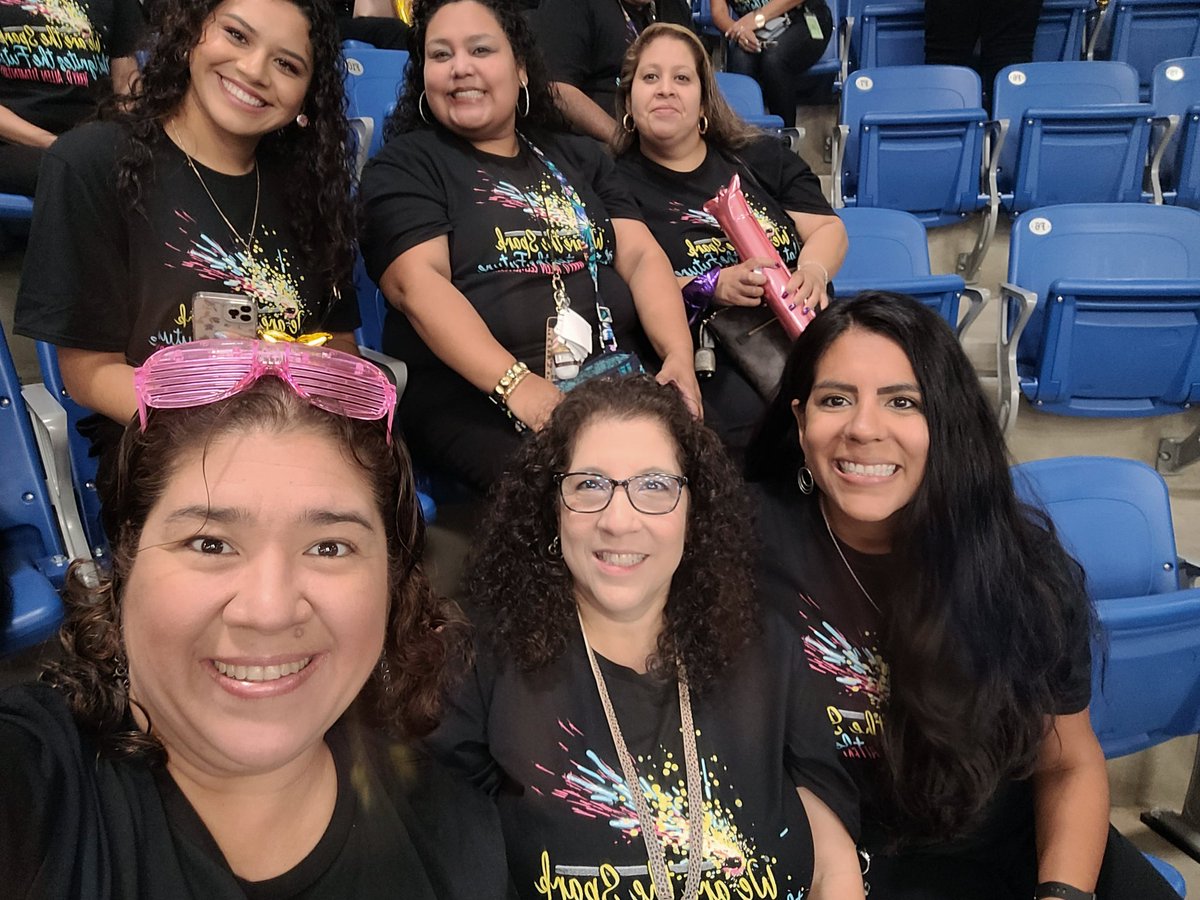 Claudia Alarcon tweet media