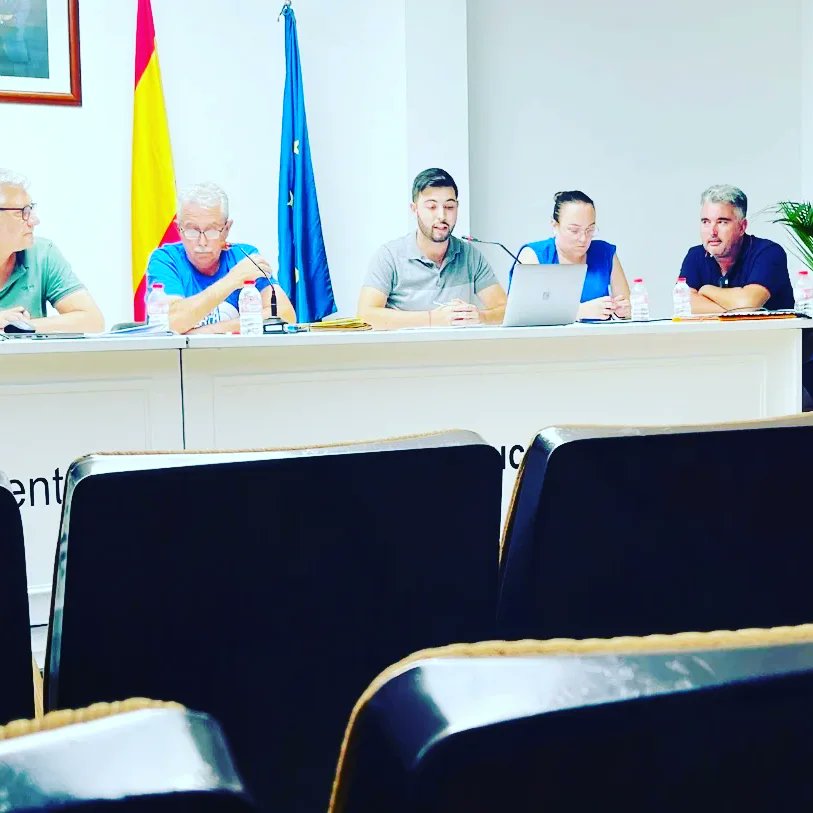 Josepepemorgan's tweet photo. #EnDirecte Ple Ordinari de l'Ajuntament de La Pobla del Duc. https://t.co/7k4NTVdmLN