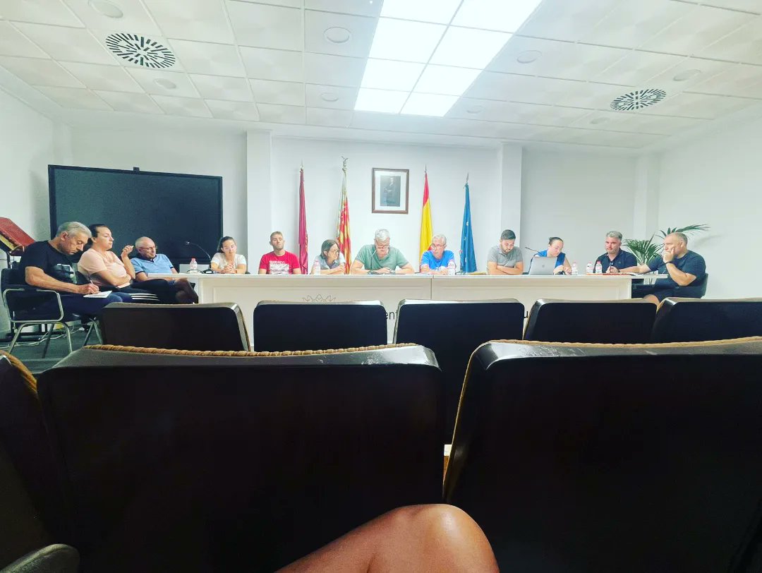 Josepepemorgan's tweet photo. #EnDirecte Ple Ordinari de l'Ajuntament de La Pobla del Duc. https://t.co/7k4NTVdmLN