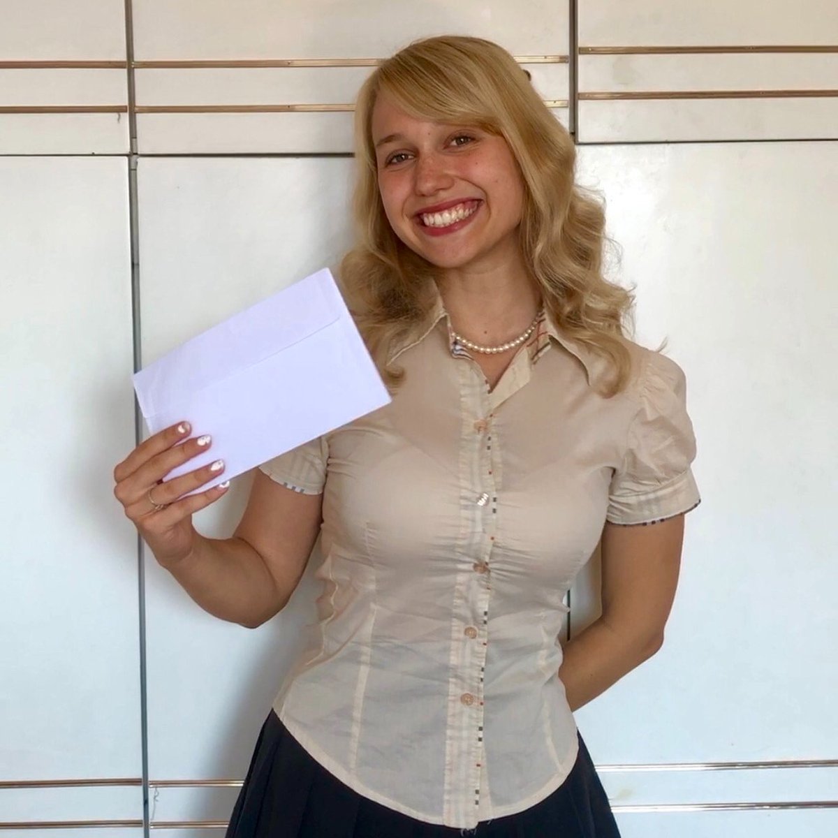 Congratulations to Anna who achieved A*A*A* in Art, Textiles and Geography as well as an A* in her EPQ!  Anna will be studying Interior and Spatial Design <a href="/UAL/">University of the Arts London</a> 
#USFProud <a href="/UnitedSixth/">United Sixth Form</a> #alevels2022