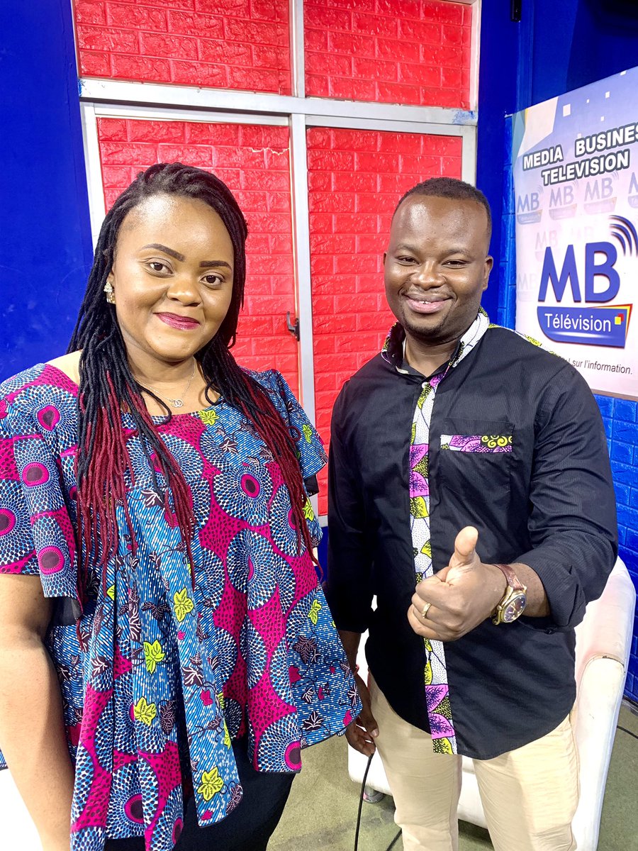 GraceShako1's tweet photo. C’est un jeune entrepreneur évoluant dans le recyclage des déchets plastiques que j’ai eu l’honneur de recevoir sur mon plateau Économique. Mr Eric Casinga, Ceo de #Recoplastcongo avec qui nous avons échanger sur l’entreprenariat des jeunes.@rkitsita @urbainmanoka https://t.co/hKYzxzQhRc