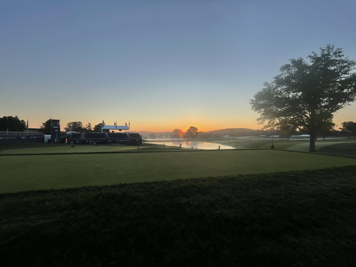 ProAngleOhio's tweet photo. Beautiful morning for course preparation at the BMW Championship! Proud to be the bunker sand of choice at Wilmington CC. https://t.co/ie5uJXEIFs