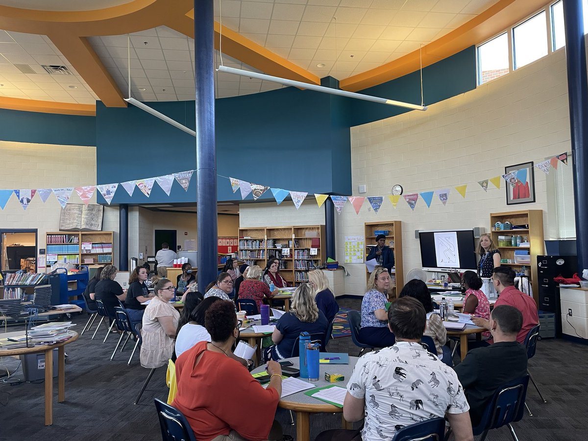 Mrs. Haselton (@ff_gifted) on Twitter photo Thank you to <a href="/BrendaBaileyPWC/">Brenda Bailey</a> for coming to help us get ready to enrich our <a href="/FFES_PWCS/">FFES_FantasticFitzies</a> students this year!!! Thank you to <a href="/BrendaBaileyPWC/">Brenda Bailey</a> for coming to help us get ready to enrich our <a href="/FFES_PWCS/">FFES_FantasticFitzies</a> students this year!!!