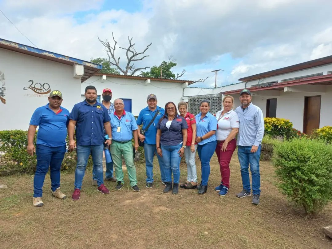 MAT_Zulia's tweet photo. Como un solo Gobierno, el equipo de #MinPPAPT #INSAI #INTi y #Corpozulia, los esperan #Hoy 18 de agosto, en la sede de la Corporación en el municipio Baralt, parroquia Pueblo Nuevo para continuar con la Jornada Integral de Atención al Campesino.
¡Asiste!
#VenezuelaEmprende https://t.co/347gaNMM2i