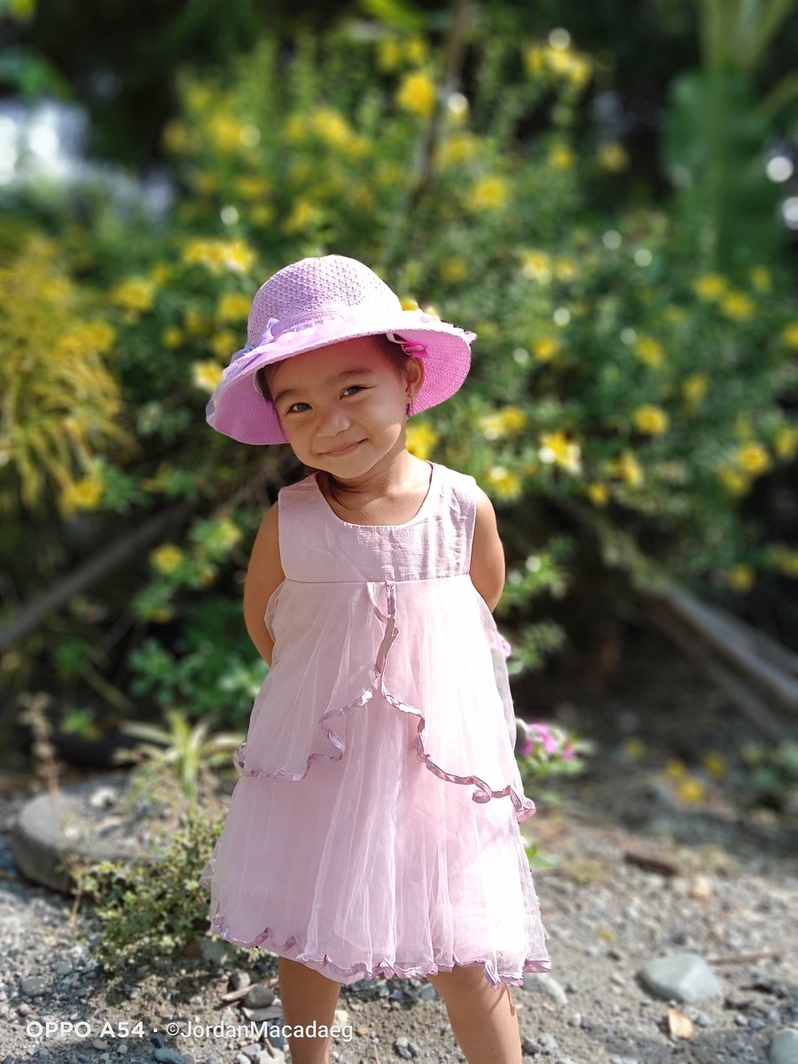 JordanMacadaeg's tweet photo. Summer sunshine! ☀️💐 #ShotonOPPO #OPPOSummer #OPPOReno8Series #ThePortraitExpert
#ColorOS13 #SmartandConnected #InspirationAhead
#LowLightInspired #OPPOAmbassadors
#NightPortraitExpert #ShotonOPPO #OPPOカメラ部
#OPPOShapeofLight #ShotonOPPO #OPPOHiFive2022 #RenoAcademy https://t.co/9CdXHD0fiT
