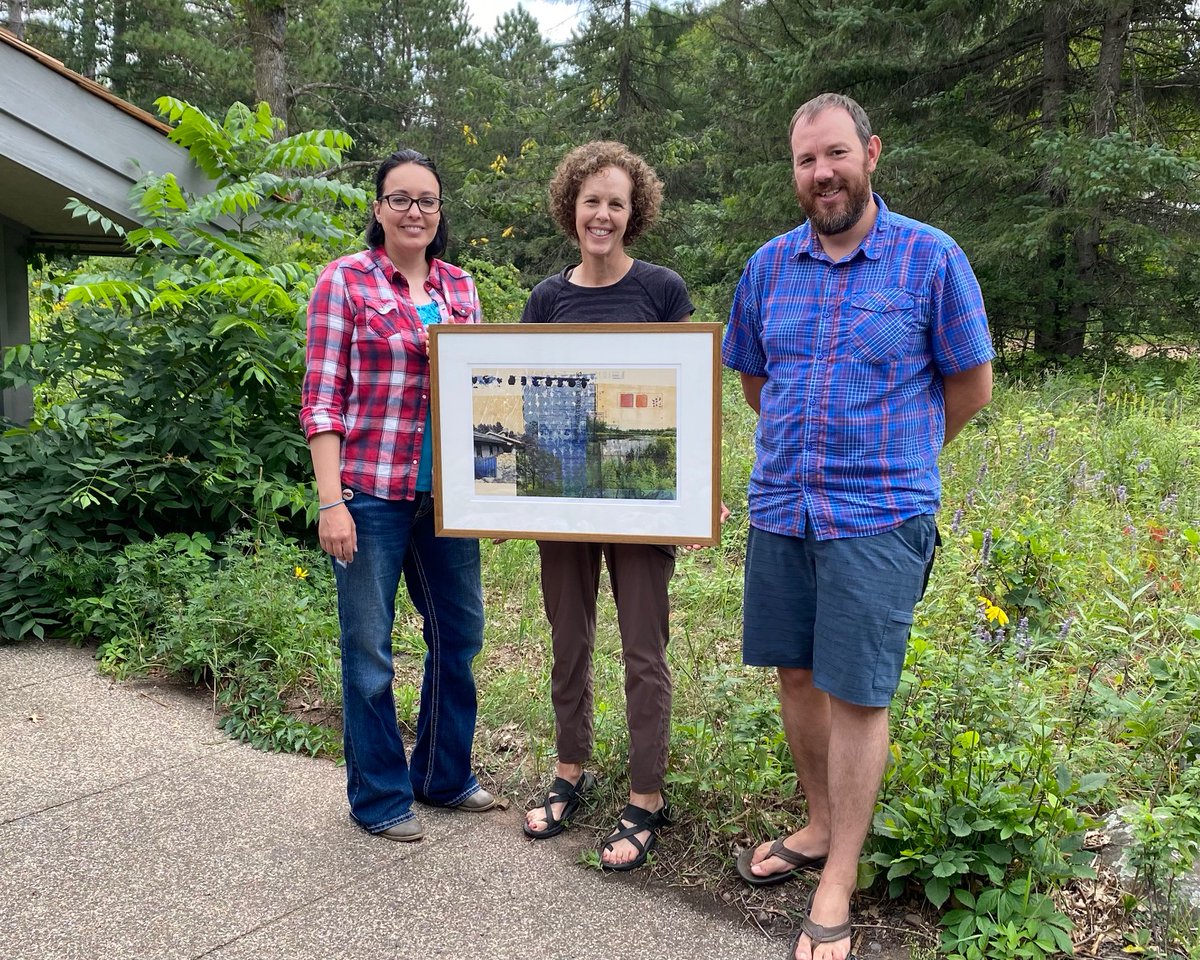 aplusastudio's tweet photo. Visited @scwrs_mn to see @A_Fedie &amp; @AJ_Heathcote -- &amp; to drop off art created from my 2021 @sciencemuseummn artist residency. This piece pays tribute to the #SCWRS &amp; the scientists who conduct important water research worldwide.

#art #science #water #climate #Minnesota @mndnr https://t.co/C5KGWmJVVX