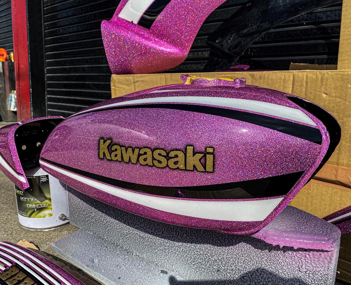 ymns_rizumu's tweet photo. #カスタムペイント 
#鏡面磨き 
#kh400 #kh250 
#custompaint 
#painttokio 
ありがとうございました‼︎ https://t.co/sX89xZr9hl