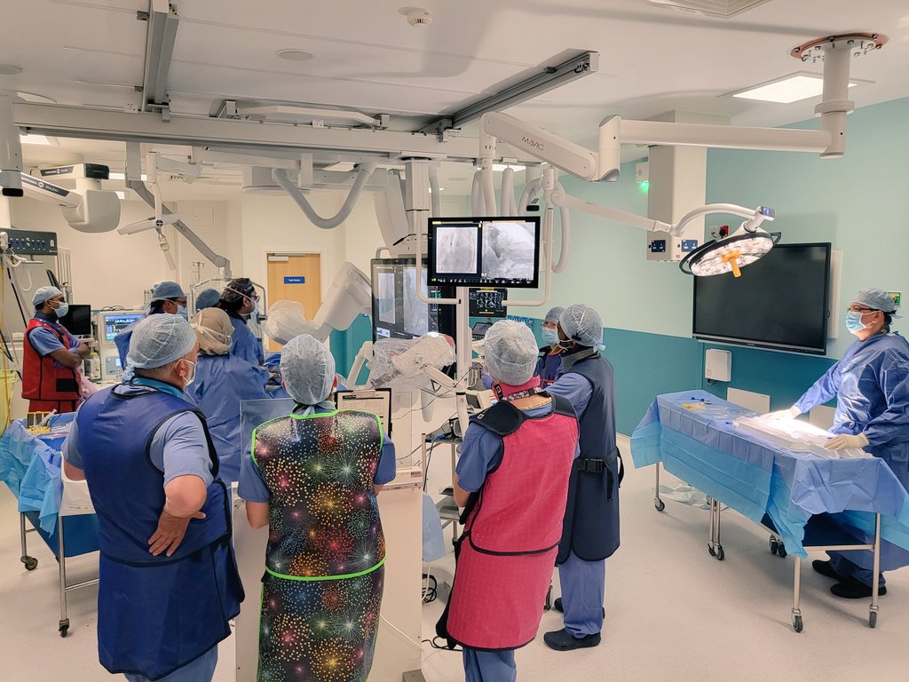 LabsLtht's tweet photo. Our 1st TAVI List in our brand new Hybrid Lab was a great success. Well done to all disciplines involved 👏 #TAVI #Cathlab #Hybridlab @chris_malkin4 @Dr_Noman_Ali @DanBlackman7 @cardiorespLTHT @LeedsValve @LeedsPci https://t.co/uKx6uwWwM2