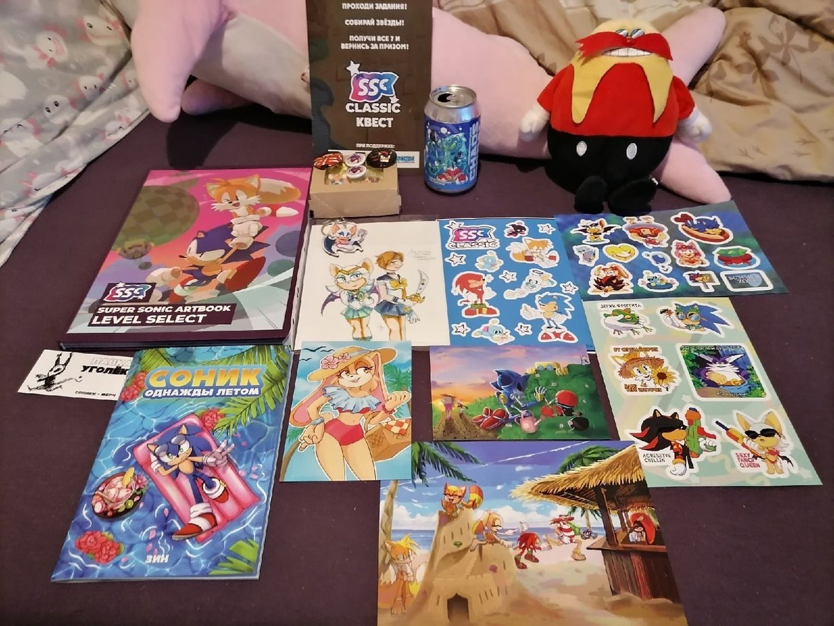 I was at the Super Sonic Con festival in St. Petersburg!
I'm terribly happy! My first festival! 
My prey!👇
#SonicTheHedgehog #SSC22 #SuperSonicCon