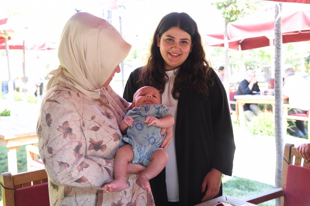 ecz_sedaates06's tweet photo. İl Kadın Kolları Başkanımız Sn. @hatice_cakmak_ katılımı İle il yönetim kurulu üyelerimizi güzel ilçemizde ağırladık . https://t.co/E1ScrujzOE