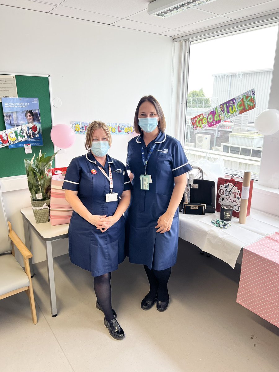 Saying goodbye to our ward 8 manager <a href="/lear777/">Leanne Ratcliffe</a> who is moving onto a new challenge and handing over the reins to <a href="/nicolashorrock/">Nicola Shorrock</a> our new ward 8 manager.