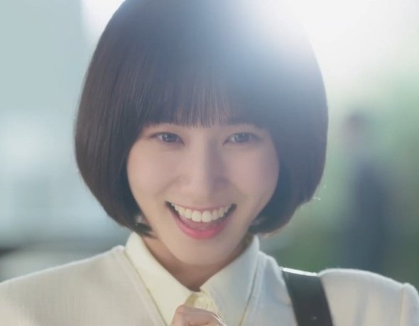 Nonton_Kdrama's tweet photo. Beautiful Tone, Beautiful Smile, Beautiful couple, and Beautiful Ending 🥹🥹🥹. #ExtraordinaryAttorneyWoo #ExtraordinaryAttorneyWooEp16 https://t.co/uCXQvULa8Z