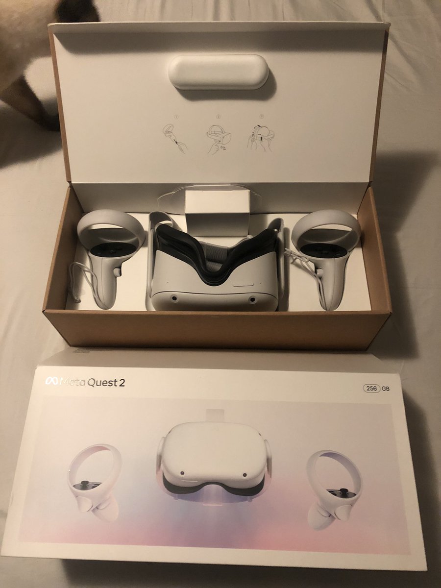 JulioGontor's tweet photo. A la venta oculus meta quest 2 de 256gb #llevelo #metaquest #MetaQuest2 #gdl https://t.co/2kT8dagbS6