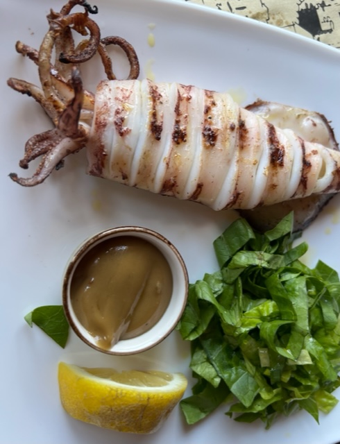 TEnewsletter's tweet image. Our "Essential Greece" issue is out. Subscribe and share now to find out:

-- The BEST Greek villages for reflection, relaxation, sunbathing and history that don't require a ferry
-- The No. 1 GOTCHYA for renting cars 

 ➡️➡️ travelessentialnews.com

#travel #traveltips