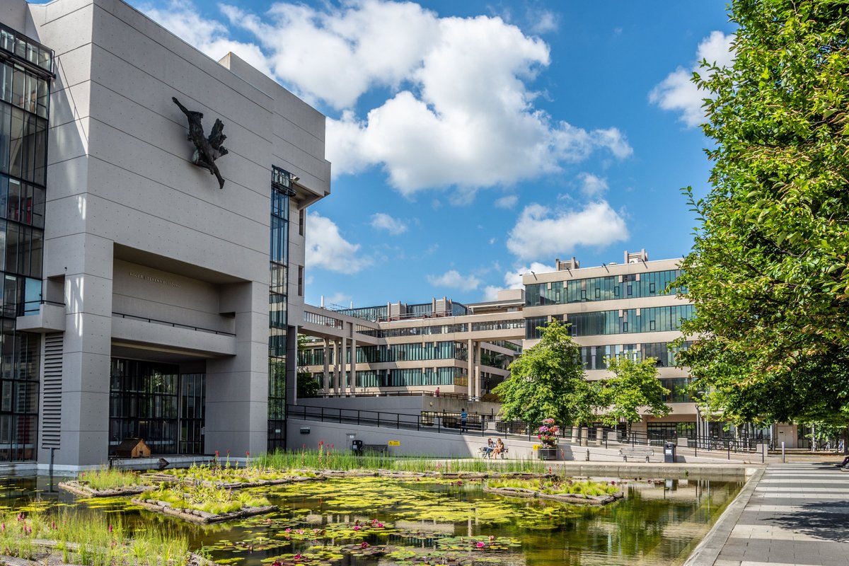 As the importance of green spaces to human health becomes ever more apparent, a new free online course by @TheBotanics and @UniversityLeeds shows how nature-based solutions can enhance the lives of those living in urban environments.  Find out more at bit.ly/3CbL4st