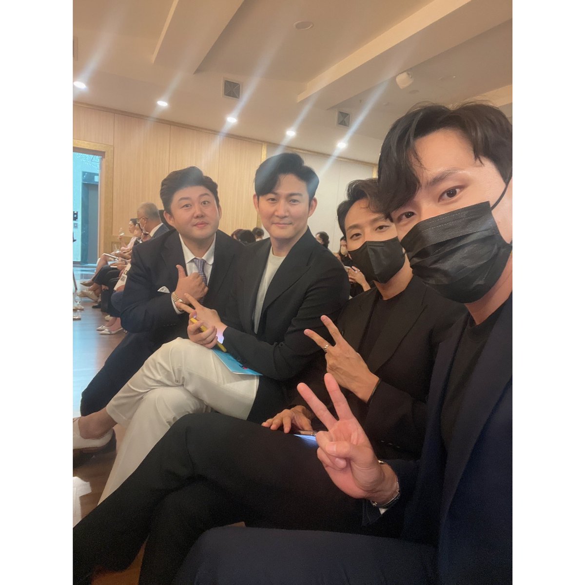 Edelreinklang's tweet photo. 🌿

Thank you for inviting us to this beautiful event.
We're so grateful to be here to commemorate 60th anniversary of diplomatic relations between New Zealand and Korea.
Such a fantastic night!

#에델라인클랑 #EdelReinklang
#주한뉴질랜드대사관 #nzembassykorea https://t.co/yLkci5iGSb