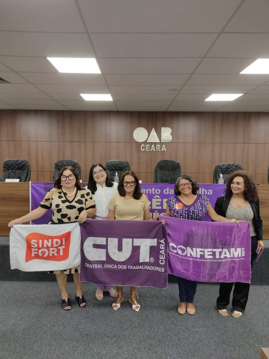 cutceara's tweet photo. ||| CUT Ceará participa do lançamento da Cartilha sobre a Violência Doméstica e Familiar contra a Mulher |||
.
O projeto foi realizado pela Comissão da Mulher Advogada da OAB/CE (CMA), em parceria com o Sindicato dos Bancários do Ceará.
.
#OABCE
#BANCARIOSCE https://t.co/aNGg8s4Rsn