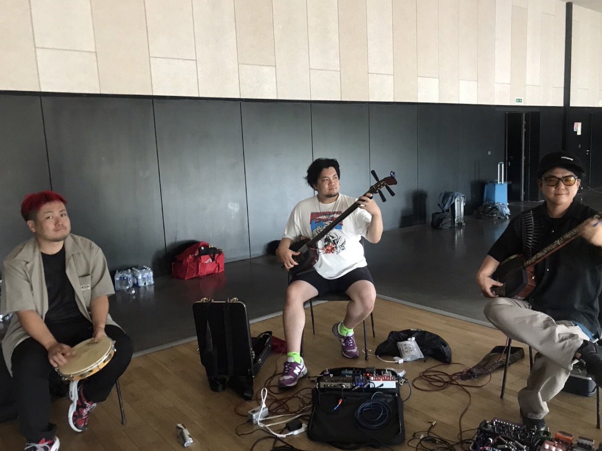 TheShamisenists's tweet photo. Started rehearsal with the PLANTEC. Hope you all enjoy it at 22h15 Bruce Dickinscene on Aug 19th. @MotocultorFest 🤟🇫🇷
8/19 夜 PLANTEC のステージでの演奏の為のリハがスタート!
#シャミセニスト #TheShamisenists #Plantec #Motocultor2022 #motocultorfestival https://t.co/DFrJHCozNa