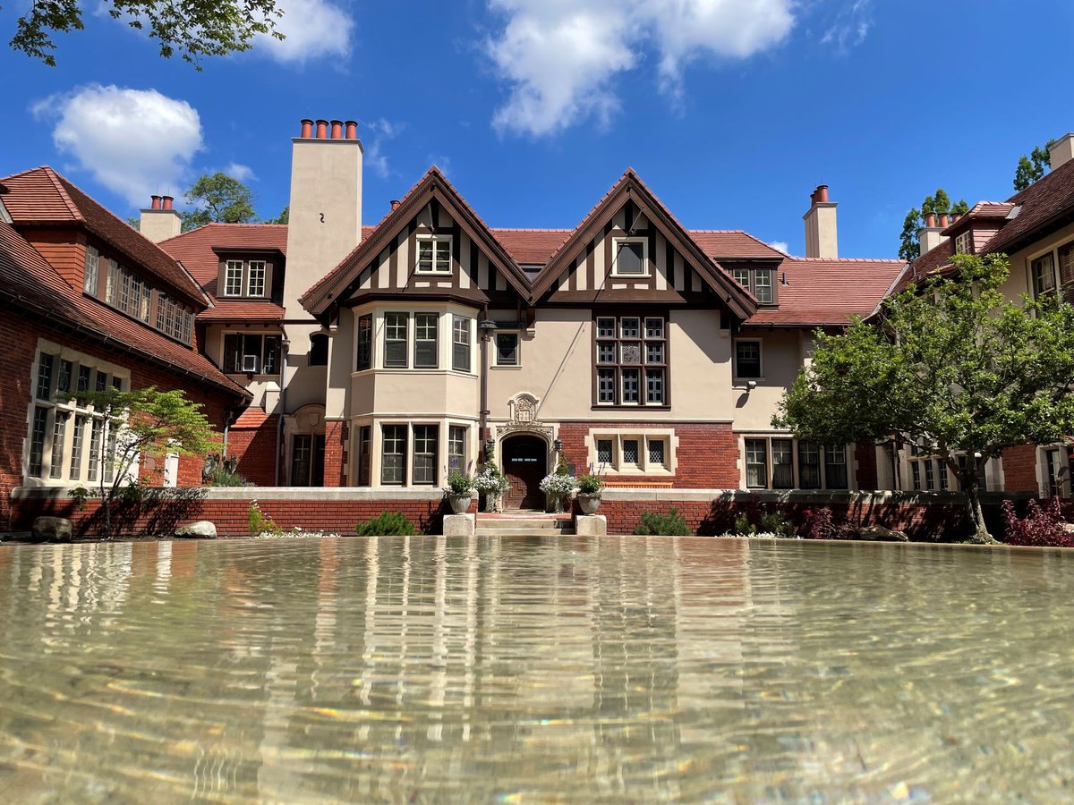 CranbrookHouse's tweet photo. Tour an Arts and Crafts-style masterpiece designed by Albert Kahn for the visionary founders of @cranbrookedu, George and Ellen Booth. Please visit our website to learn more and book a tour!

https://t.co/ScWWBbBxZn https://t.co/tgnjA8OvnL