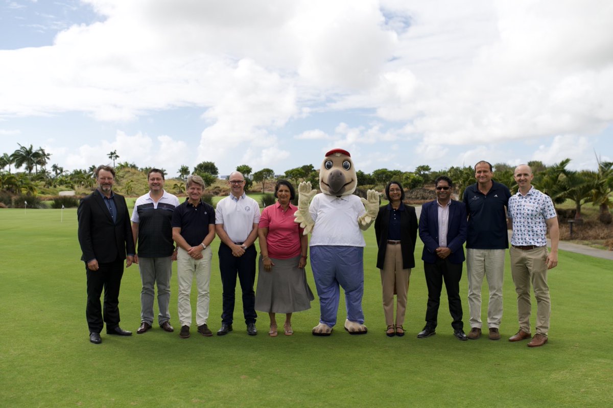 AfrAsiaMRUOpen's tweet photo. Magnificent morning at @MC_Le_Golf, hosting the official press conference to launch this year's AfrAsia Bank Mauritius Open on the @DPWorldTour &amp; @Sunshine_Tour.

@AfrAsiaBank 

#Mauritius
#Paradise
#Sea
#Sun
#Golf
#GolfInMauritius https://t.co/e6TFUgVGt5
