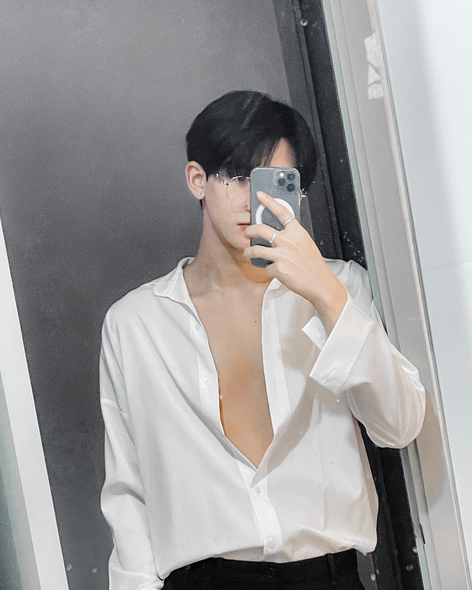 NitithornStory's tweet photo. 18.08.2022
IG Update : @_flukeniti

#flukeniti #nitithornstory #idolexchange #scorpions_lastiste #สกอร์เปียนส์ลาสติสท์ #endlovetheseries #จบรักสถานะเพื่อน https://t.co/8B7x1eZ6df