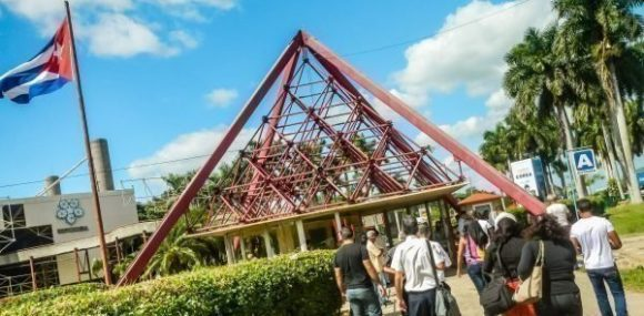 Carsifer2's tweet photo. Como parte de la programación del verano, desde este 17 y hasta el 28 de agosto de 2022, Expocuba llevará a cabo una feria de productos ociosos y de lento movimiento.
#PasiónXCuba #CubaPorLaPaz #VamosContTodo https://t.co/qae67KN3lA