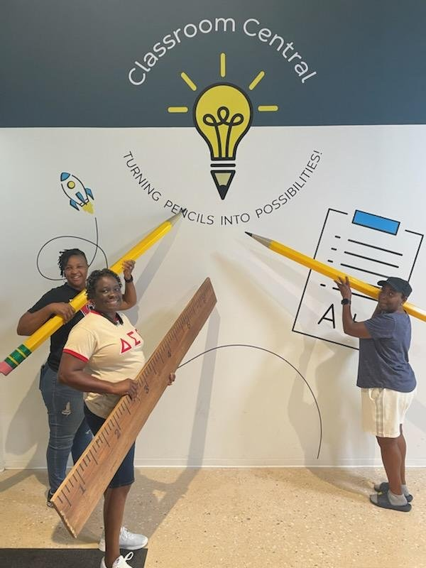 dstcltalumnae's tweet photo. CAC Members collected 10,000 school supplies during the chapters annual Retreat!
β² Members donated supplies to Classroom Central
β² Members joined others at the annual WSOC-TV School Tool drop off - https://t.co/tBPFv4rsEj
#CACCares #ClassroomCentral #SensationalSAR #DST1913 https://t.co/eBhvNifpw3