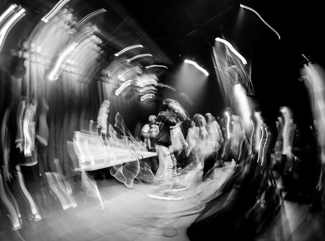 Shooting free of charge through 2022. Hit my DMs if you wanna make magic!