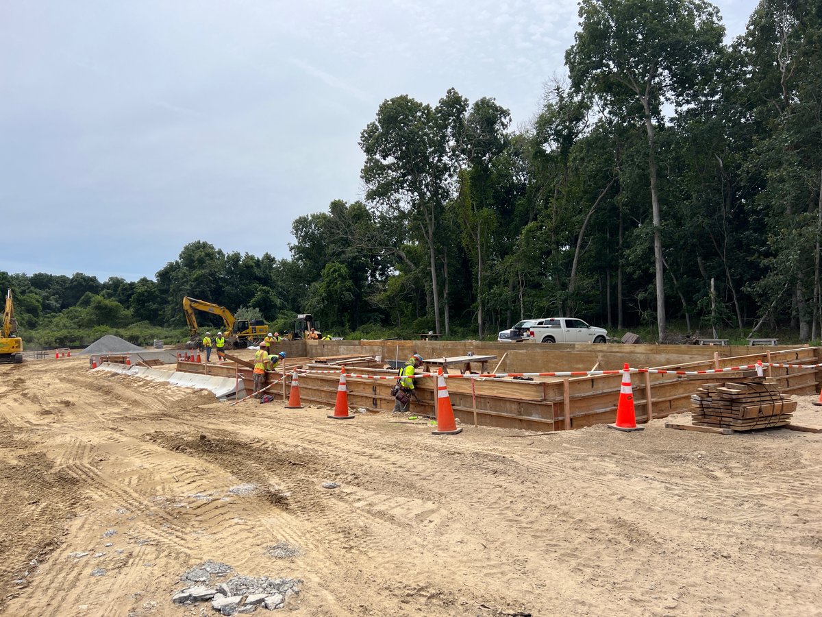 SouthForkWind's tweet photo. Take a 👀! Our @HauglandGroup crews have worked throughout the summer keeping #SouthForkWind on schedule to be the first offshore wind project in New York State history! https://t.co/Gd76Rb0Z9G